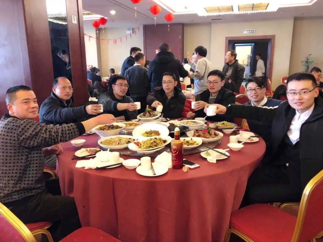 賽摩艾普噴涂機器人