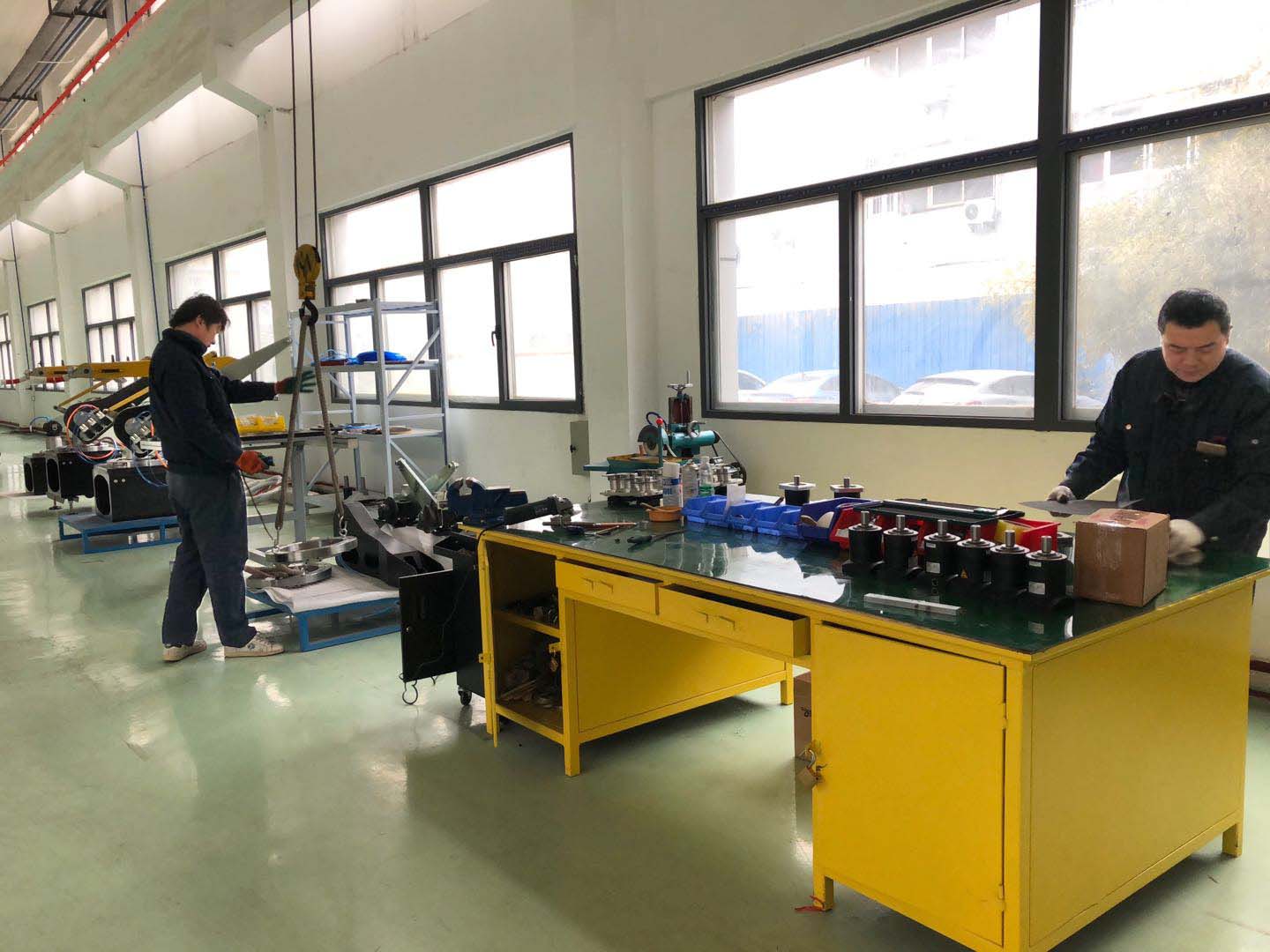 賽摩艾普噴涂機器人